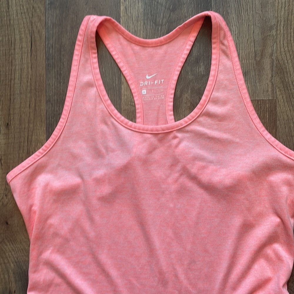 Nike DRI-FIT Tank - Picture 2 of 3